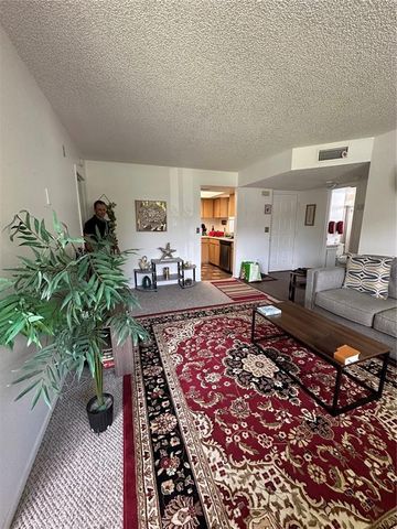 584 FAIRWAYS LANE F202, Ocala, FL 34472