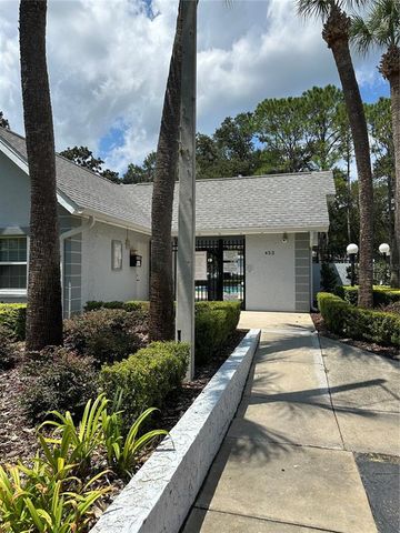 584 FAIRWAYS LANE F202, Ocala, FL 34472