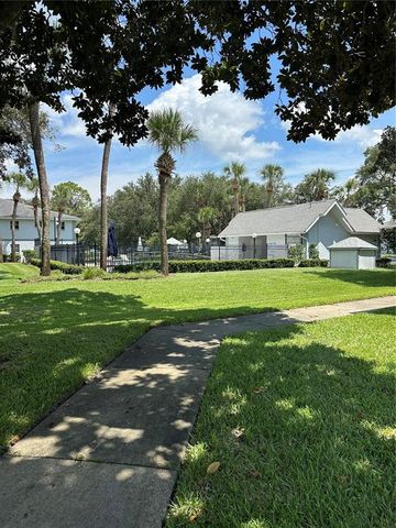584 FAIRWAYS LANE F202, Ocala, FL 34472
