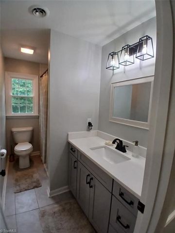 1596 Greenhill Road, Mount Airy, NC 27030