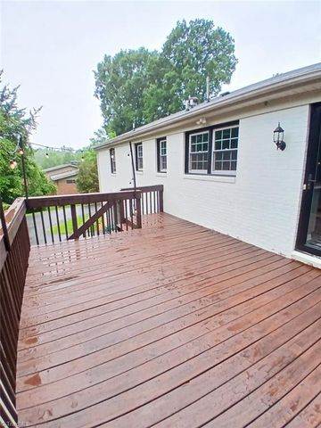 1596 Greenhill Road, Mount Airy, NC 27030