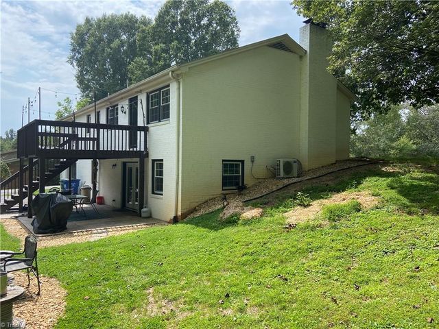 1596 Greenhill Road, Mount Airy, NC 27030