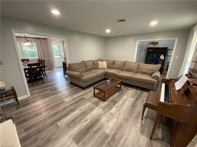 1596 Greenhill Road, Mount Airy, NC 27030
