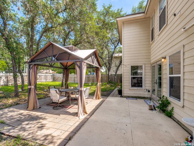 8622 Braun Knoll, San Antonio, TX 78254