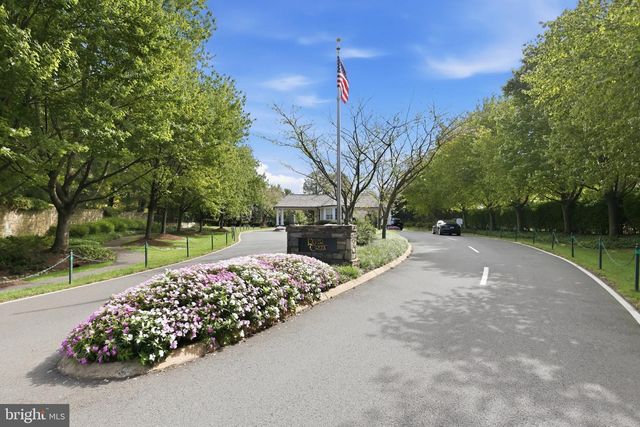 18441 LANIER ISLAND SQ, Leesburg, VA 20176