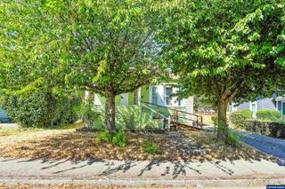 495 25th St SE, Salem, OR 97301