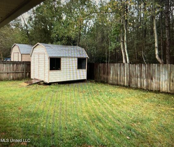 6905 Pinehurst Drive, Ocean Springs, MS 39564