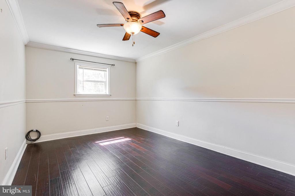 Image 14 of property listing at 365 HERMITAGE ST, Philadelphia, PA 19128