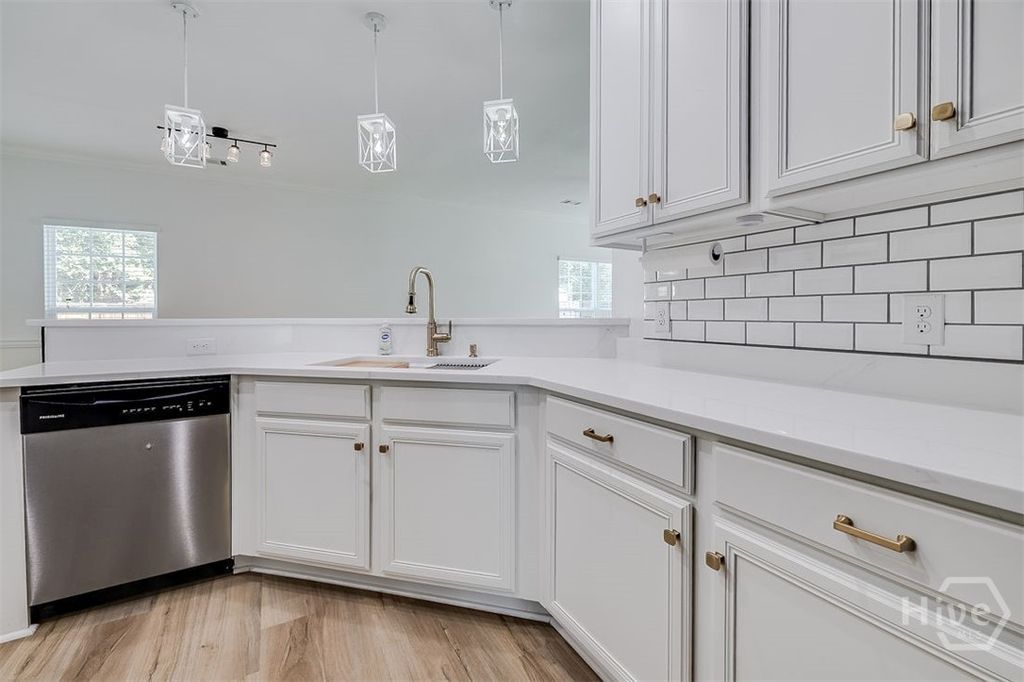Image 15 of property listing at 236 Veranda Avenue, Guyton, GA 31312