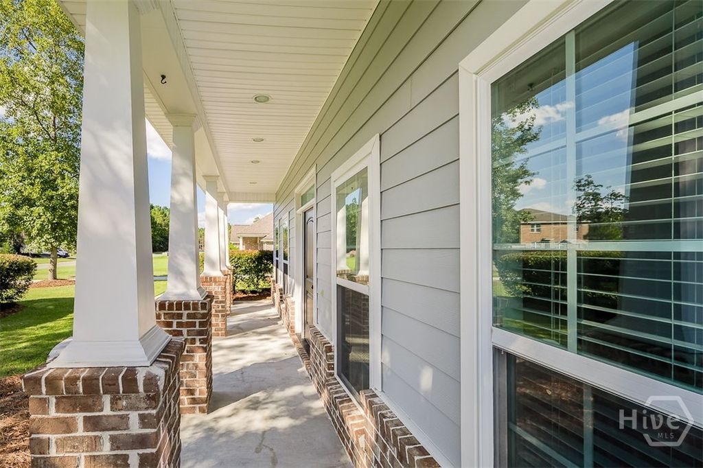 Image 6 of property listing at 236 Veranda Avenue, Guyton, GA 31312