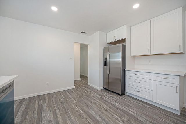 7012 Forman Way, Sacramento, CA 95828