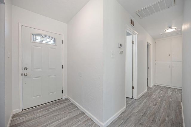 7012 Forman Way, Sacramento, CA 95828