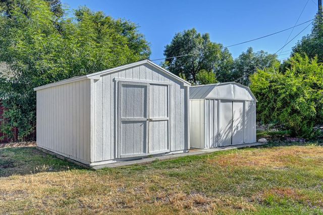 7012 Forman Way, Sacramento, CA 95828