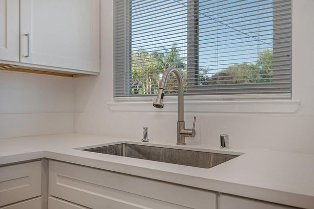 7012 Forman Way, Sacramento, CA 95828