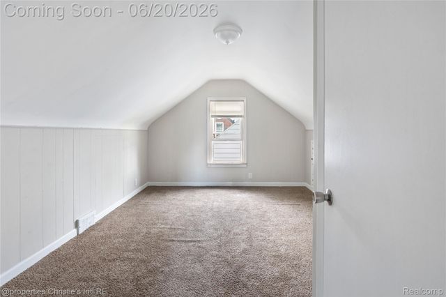 17606 Tennyson Street, Roseville, MI 48066