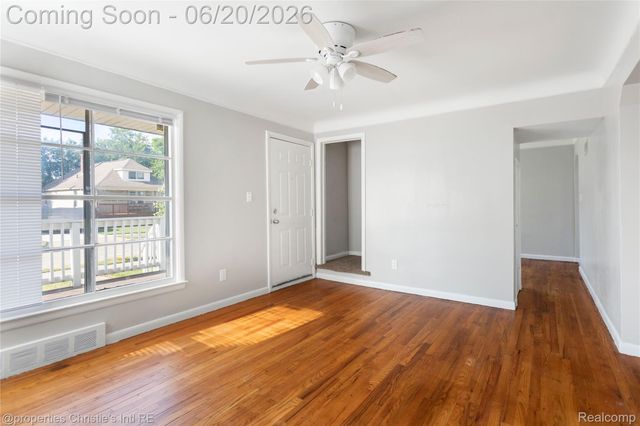 17606 Tennyson Street, Roseville, MI 48066