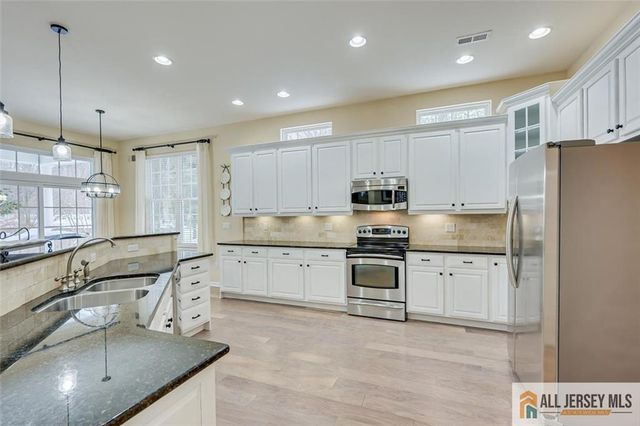 2 Talcott Court, South Brunswick, NJ 08824