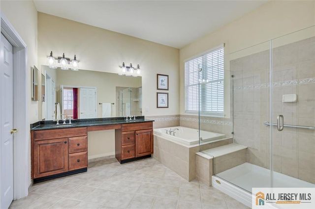 2 Talcott Court, South Brunswick, NJ 08824