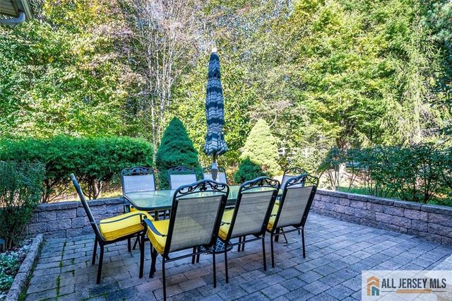 2 Talcott Court, South Brunswick, NJ 08824