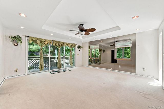 135 Oakside Drive, Smithtown, NY 11787