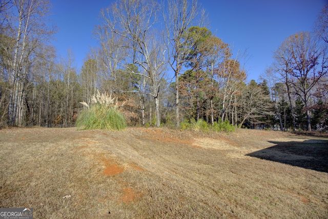 416 Shoshone Court, Auburn, GA 30011