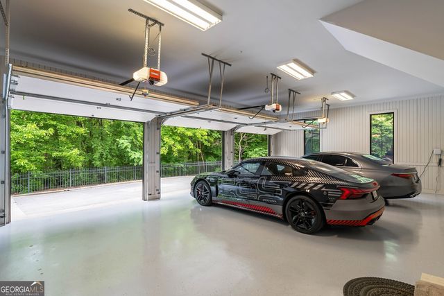 1430 N Harris Ridge, Atlanta, GA 30327