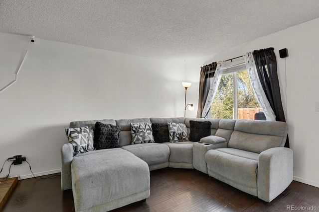 17683 E Loyola Drive E, Aurora, CO 80013