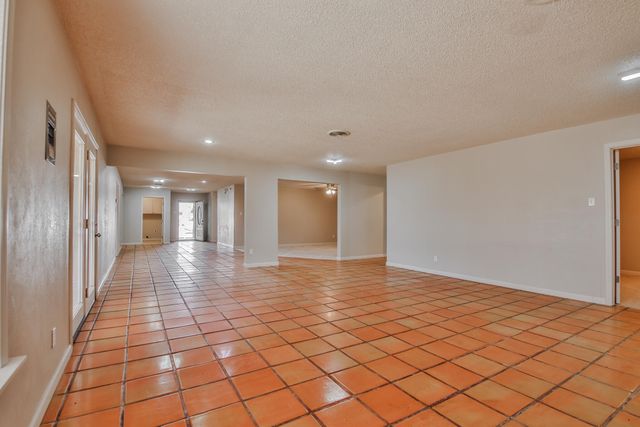 5437 45th Street, Lubbock, TX 79414