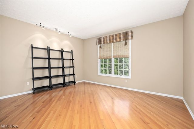 20852 Kylemore Drive, Strongsville, OH 44149