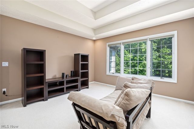 20852 Kylemore Drive, Strongsville, OH 44149