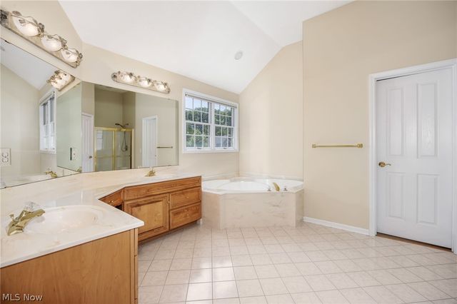 20852 Kylemore Drive, Strongsville, OH 44149