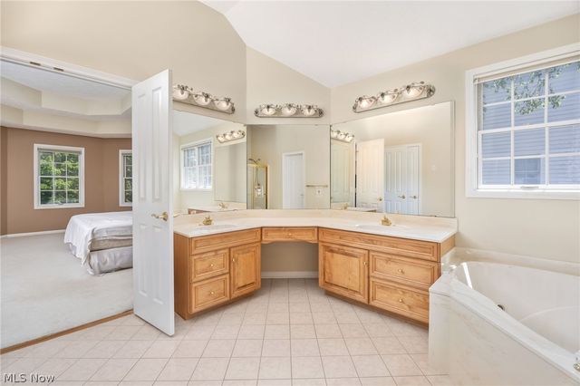 20852 Kylemore Drive, Strongsville, OH 44149