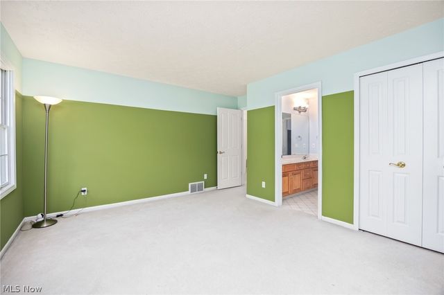 20852 Kylemore Drive, Strongsville, OH 44149