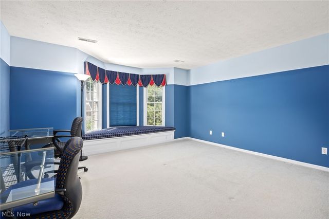 20852 Kylemore Drive, Strongsville, OH 44149
