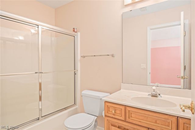 20852 Kylemore Drive, Strongsville, OH 44149