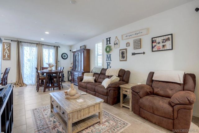 35430 Marabella Ct, Winchester, CA 92596