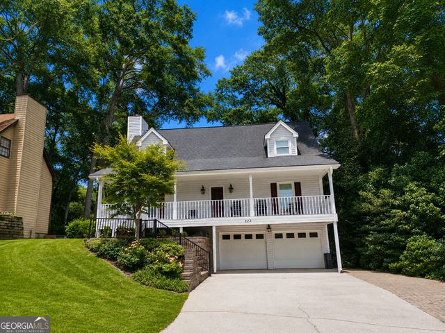 823 Ridge Avenue, Stone Mountain, GA 30083