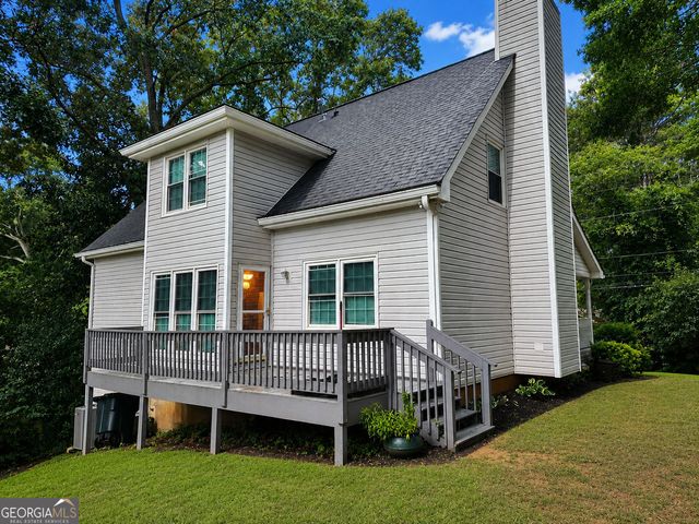 823 Ridge Avenue, Stone Mountain, GA 30083