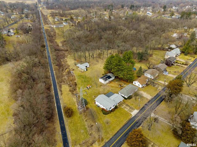 220 S PLEASANT HILL Road, East Peoria, IL 61611