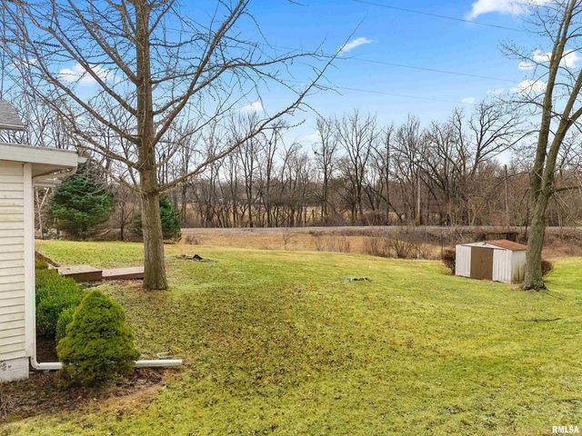 220 S PLEASANT HILL Road, East Peoria, IL 61611