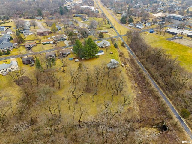 220 S PLEASANT HILL Road, East Peoria, IL 61611