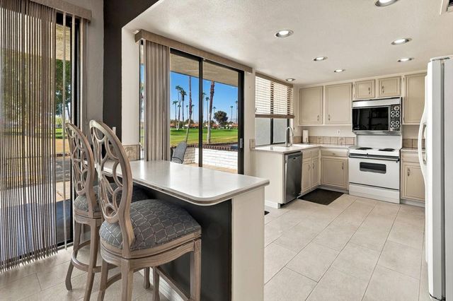 50 Avenida Las Palmas, Rancho Mirage, CA 92270