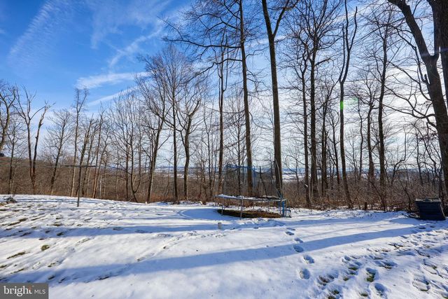 570 MOUNTAIN TOP DR, Denver, PA 17517