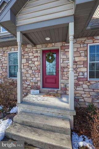 570 MOUNTAIN TOP DR, Denver, PA 17517