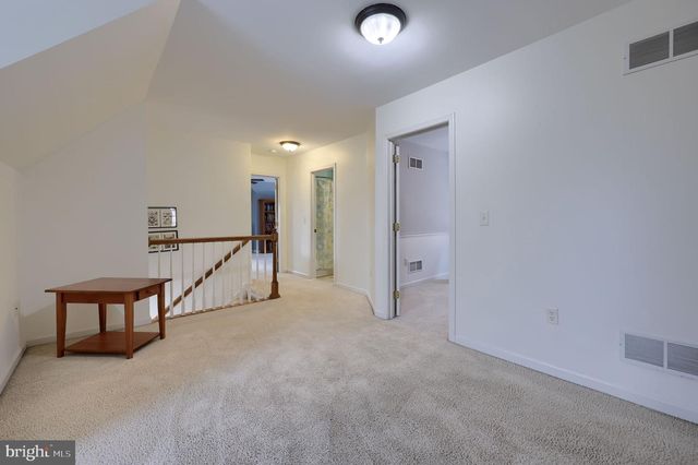 570 MOUNTAIN TOP DR, Denver, PA 17517