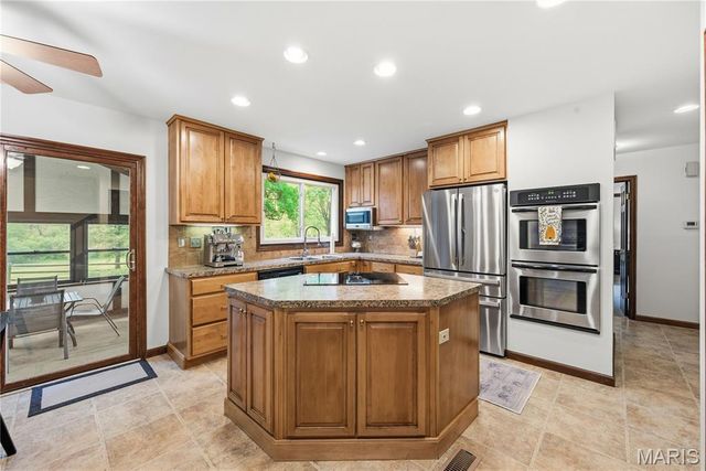 14894 Pheasant Hill Court, Chesterfield, MO 63017