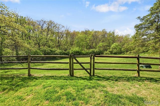 14894 Pheasant Hill Court, Chesterfield, MO 63017