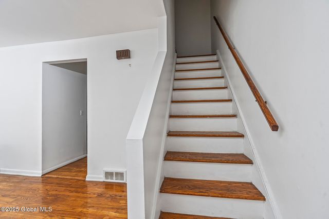 98 Mount Hope Drive, Albany, NY 12202