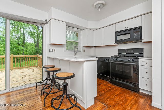 98 Mount Hope Drive, Albany, NY 12202