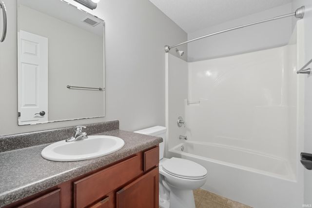 12331 Jacobas Place, Fort Wayne, IN 46845